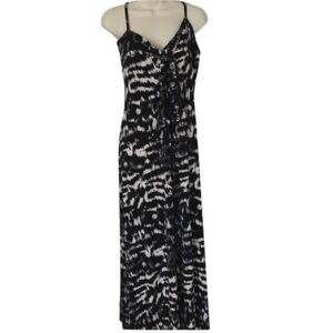 Anne Klein size medium black & white maxi dress with stretch X back